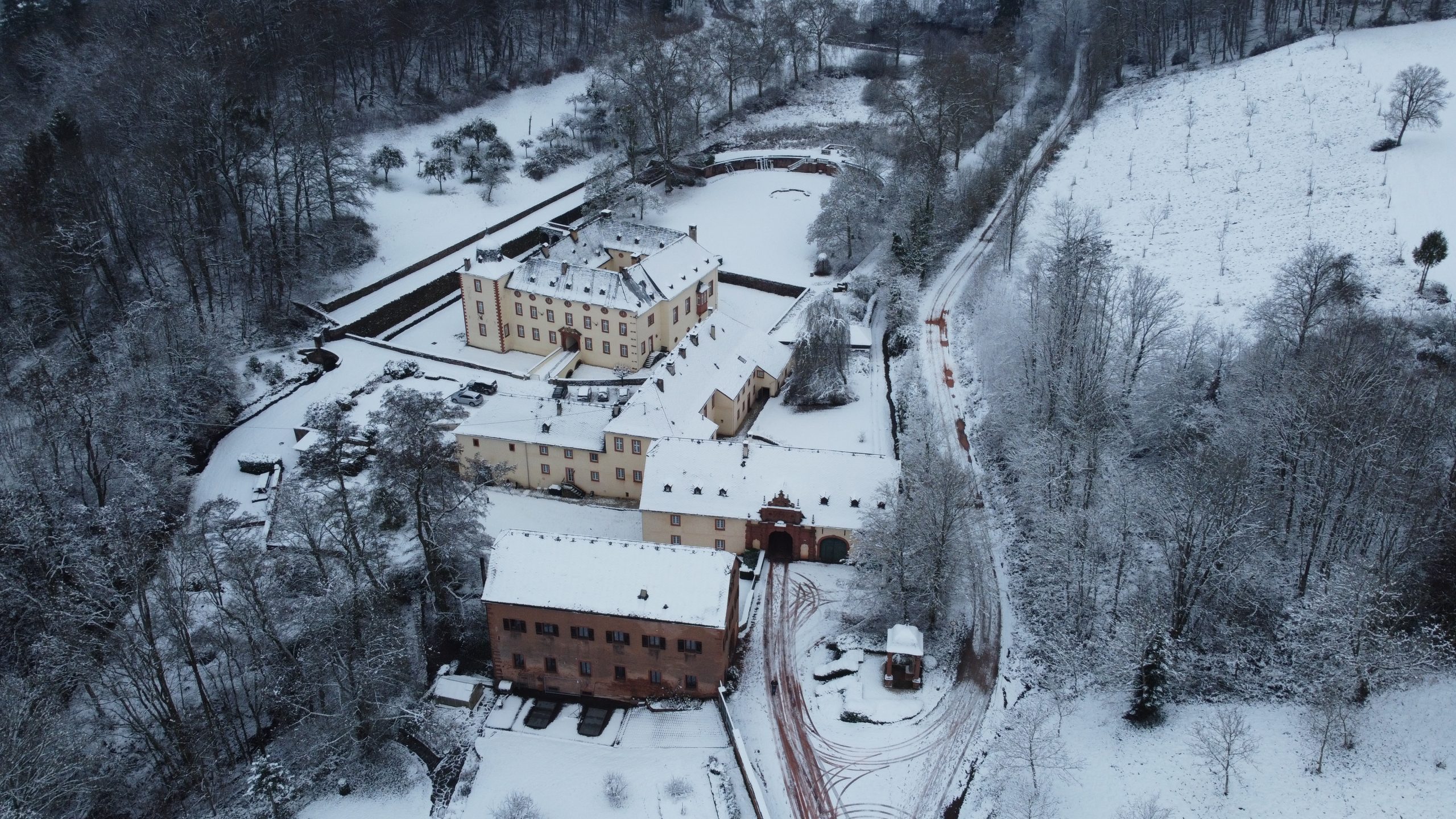 Bild Willkommen auf Schloss Föhren